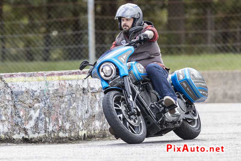 US Motor Show, Harley-Davidson Sport Glide Custom